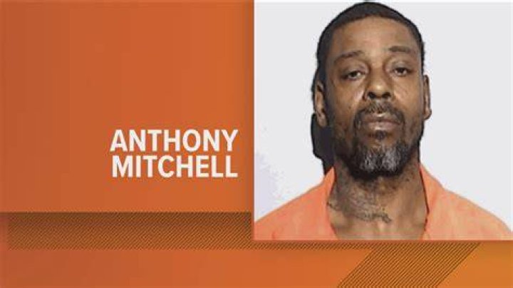 
Anthony Don Mitchell Death: Mentally Ill Man Died In Jail After Freezing- Suits Claims 