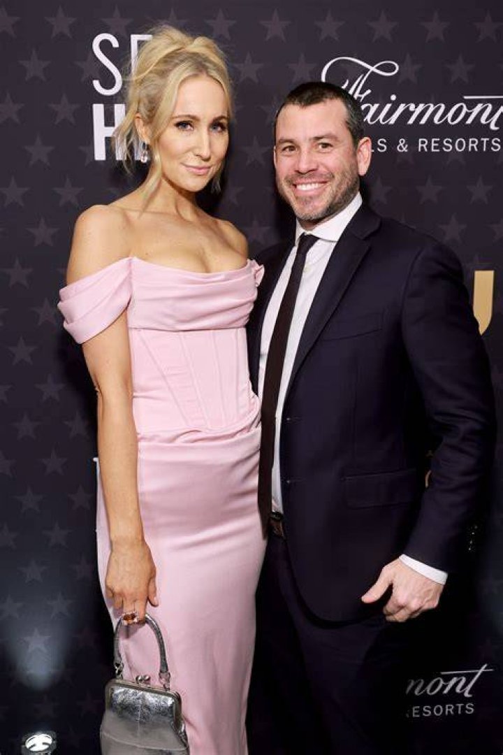 Is Nikki Glaser Married and Is Chris Convy Her Husband?