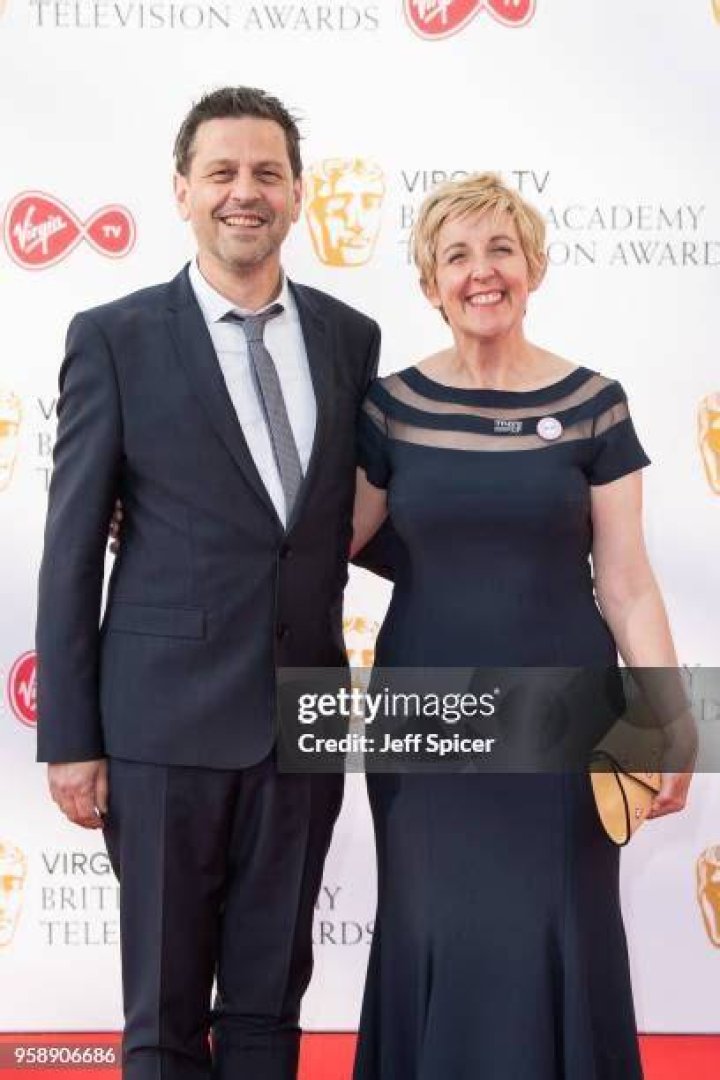 
Julie Hesmondhalgh Has A Beautiful Family Of Four 